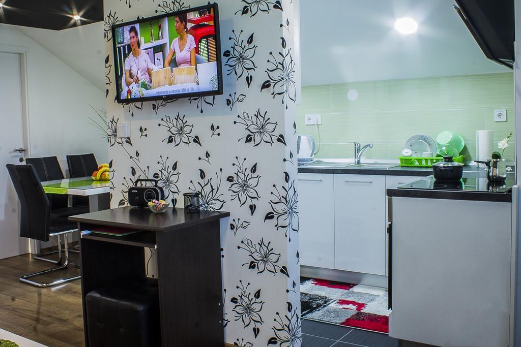 Apartmani Anna 圣马丁娜穆里 外观 照片