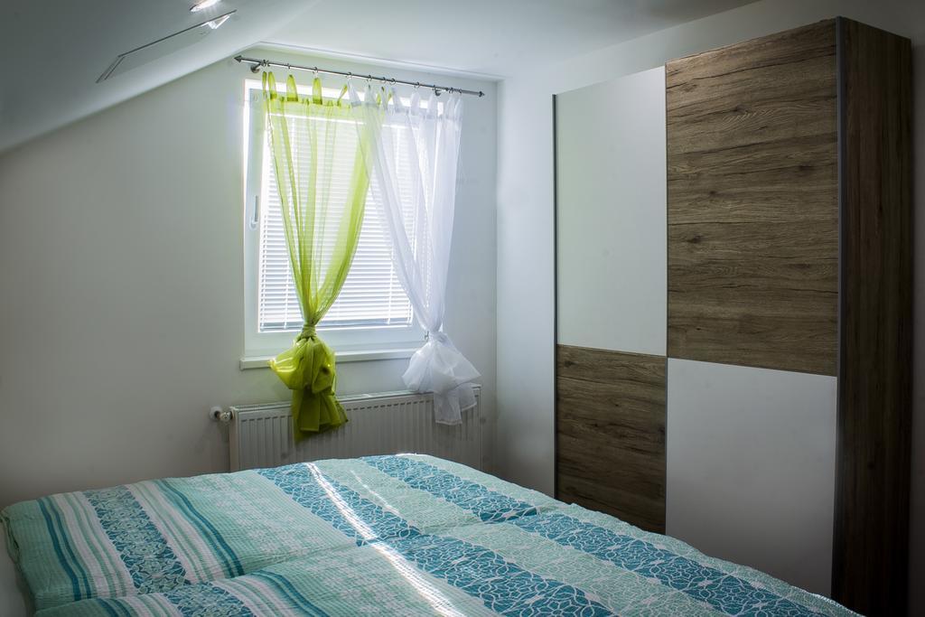 Apartmani Anna 圣马丁娜穆里 外观 照片