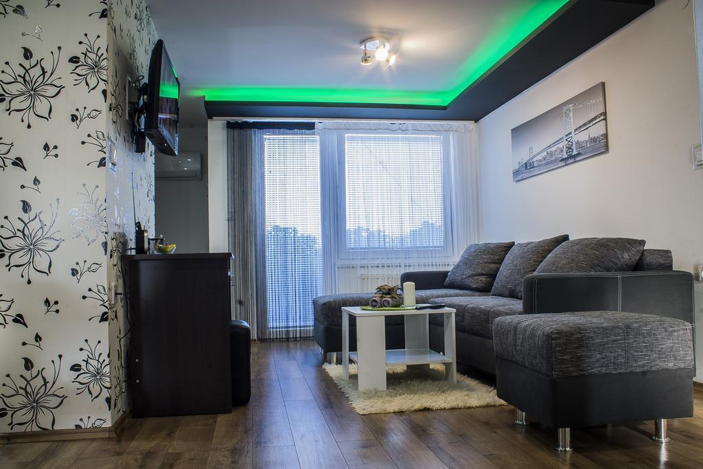 Apartmani Anna 圣马丁娜穆里 外观 照片