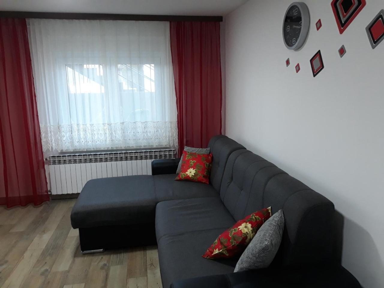 Apartmani Anna 圣马丁娜穆里 外观 照片