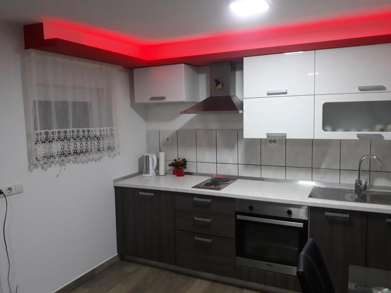 Apartmani Anna 圣马丁娜穆里 外观 照片